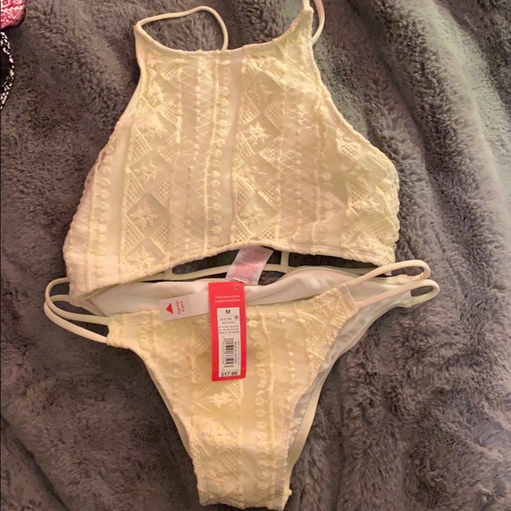 High neck bikini.
